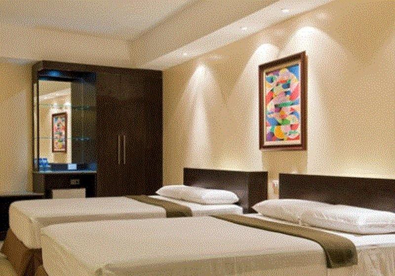 M Citi Suites Cebu Stadt Exterior foto