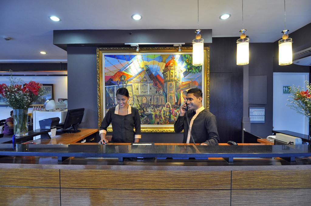 M Citi Suites Cebu Stadt Exterior foto