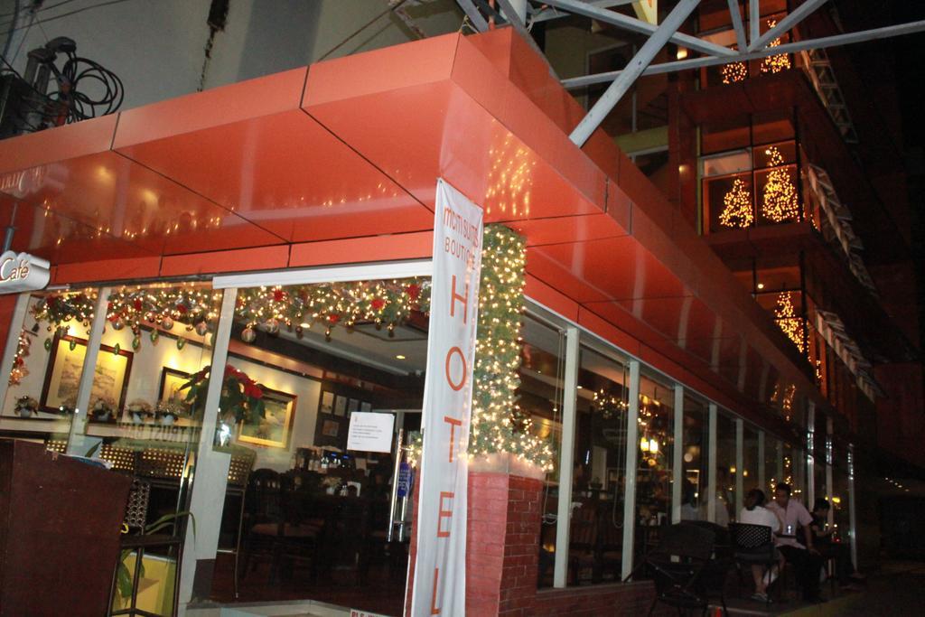 M Citi Suites Cebu Stadt Exterior foto